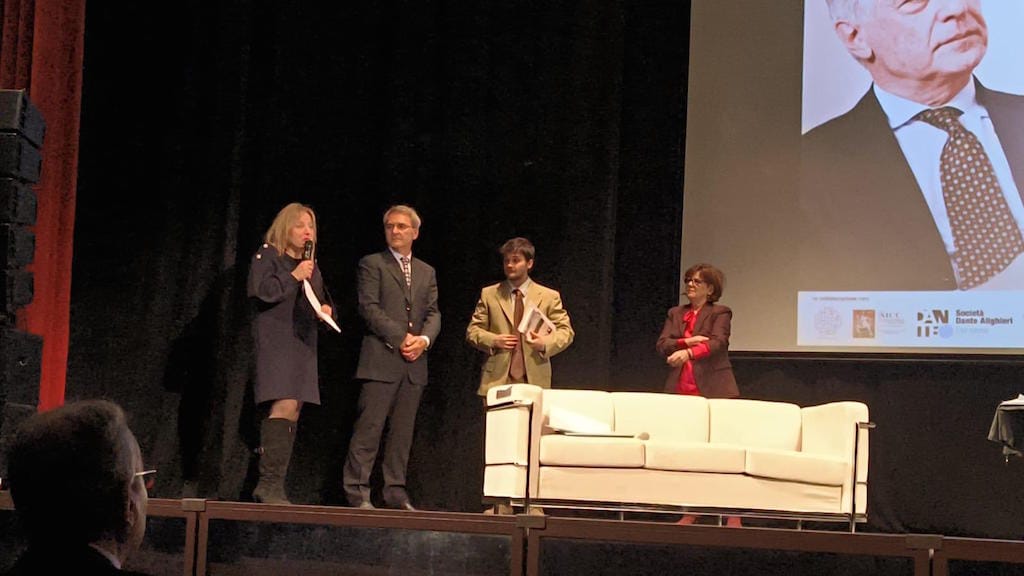 Premiazione di Marco con prof_Scisci_2